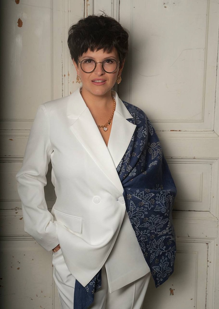 ТИХОНОВА ЛЮДМИЛА НИКОЛАЕВНА